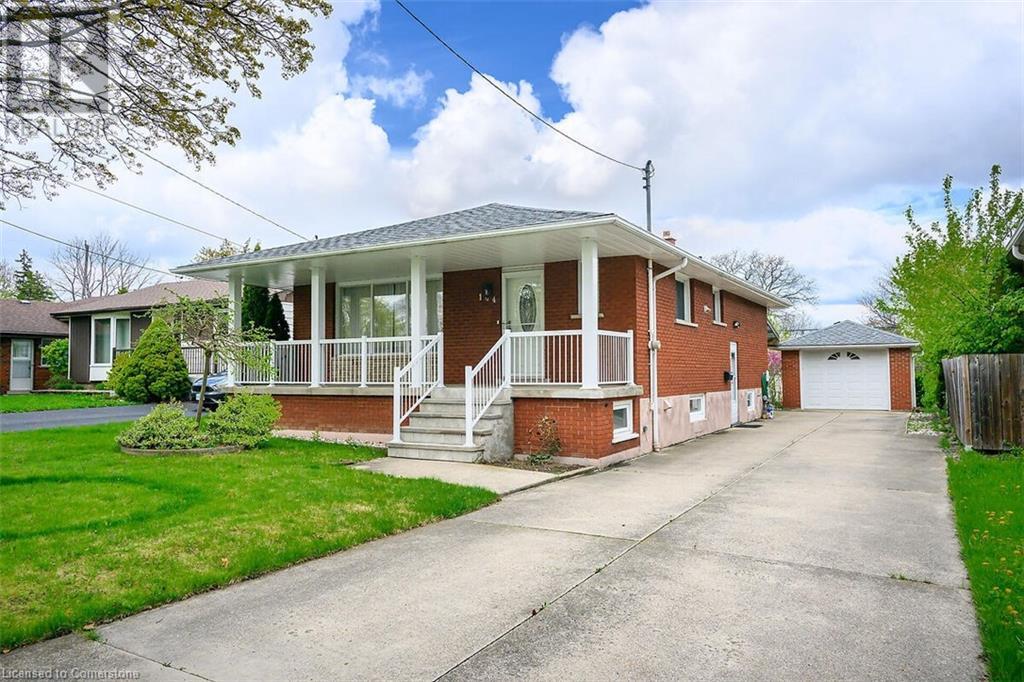144 DESCHENE Avenue