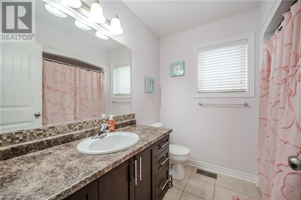 561 Isaiah Crescent Property Photo 32