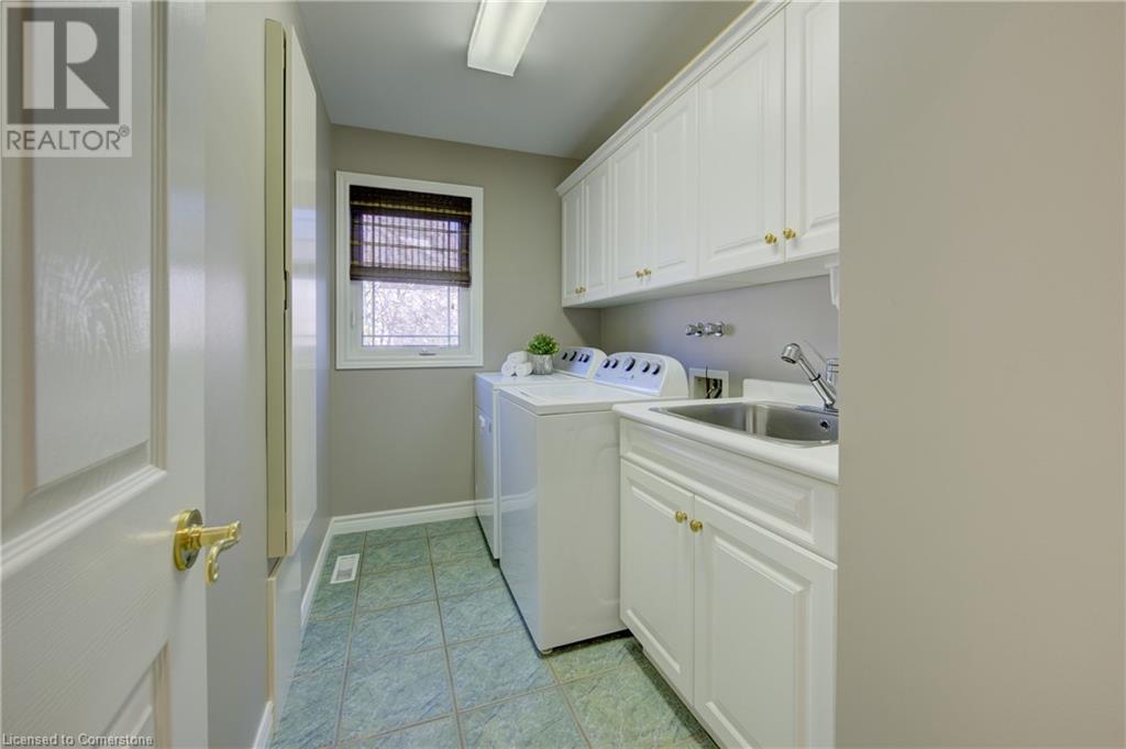 1 Chancellor Drive Property Photo 24