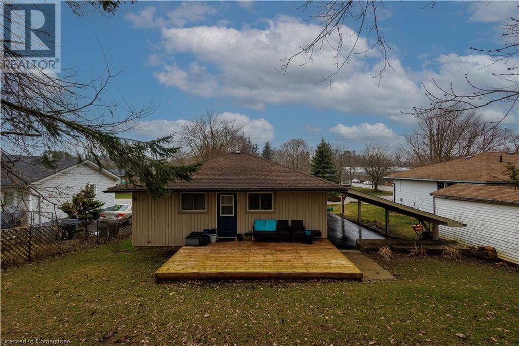 630 Waterloo Street N Property Photo 39
