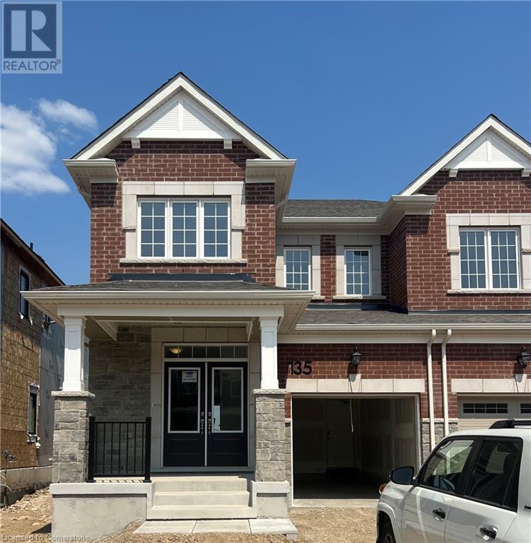 135 Forestwalk Street Property Photo