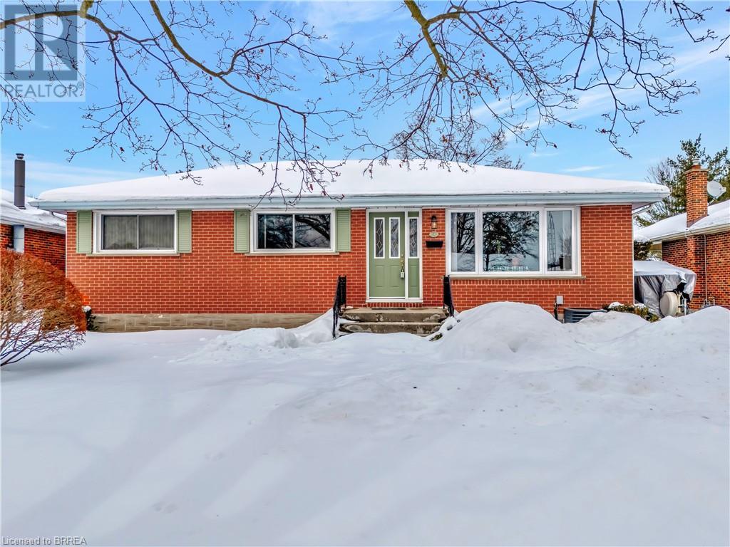 32 Wiltshire Drive Property Photo