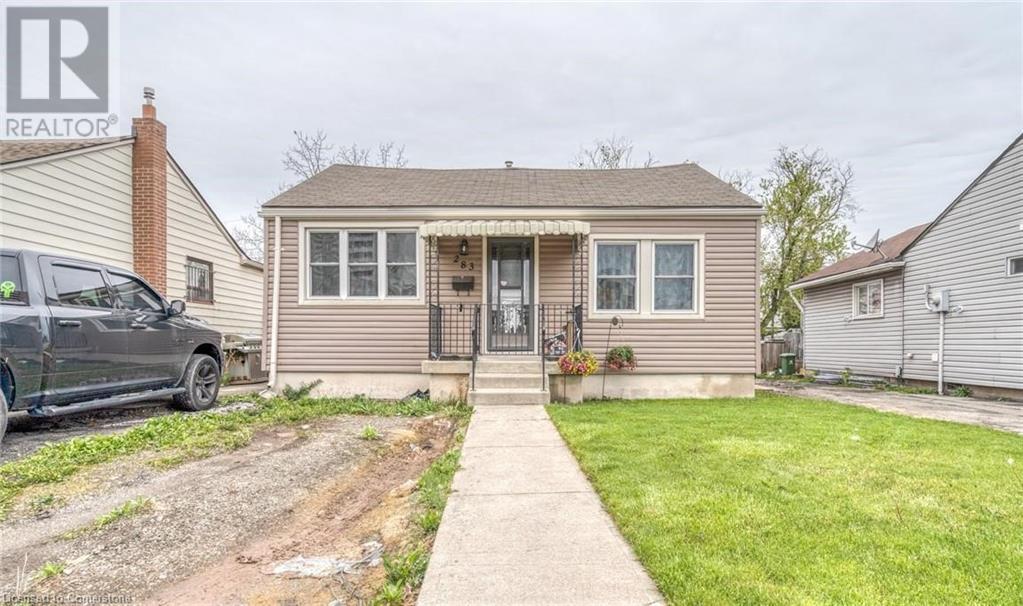 283 Parkdale Avenue N Property Photo
