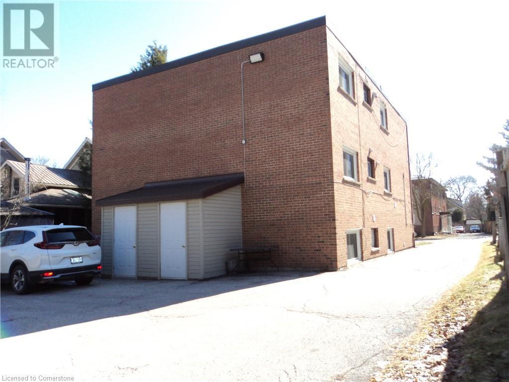44 Memorial Avenue Property Photo 3
