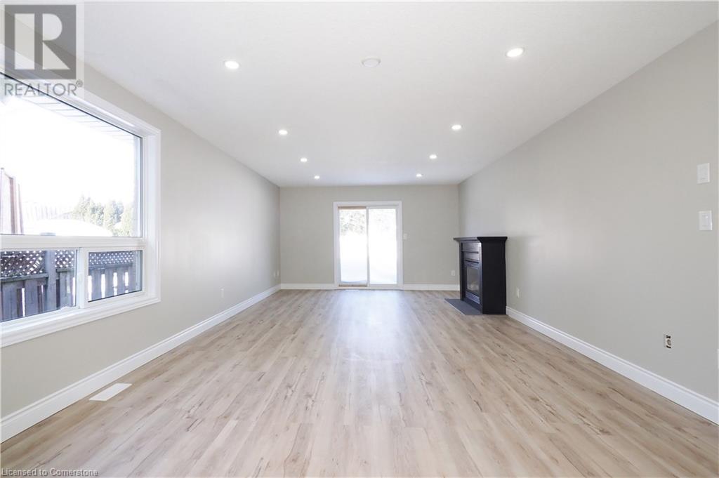 34 Robb Road Property Photo 6