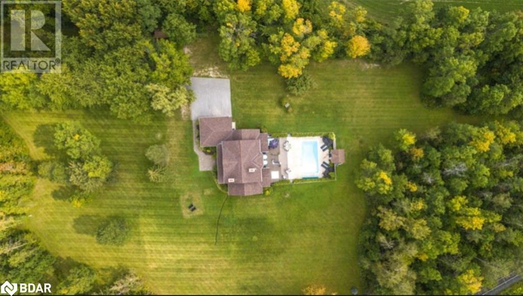 1775 9th Line Property Photo 3