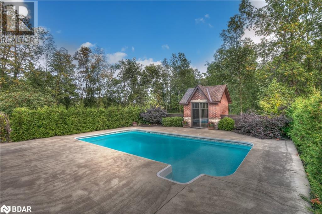 1775 9th Line Property Photo 5