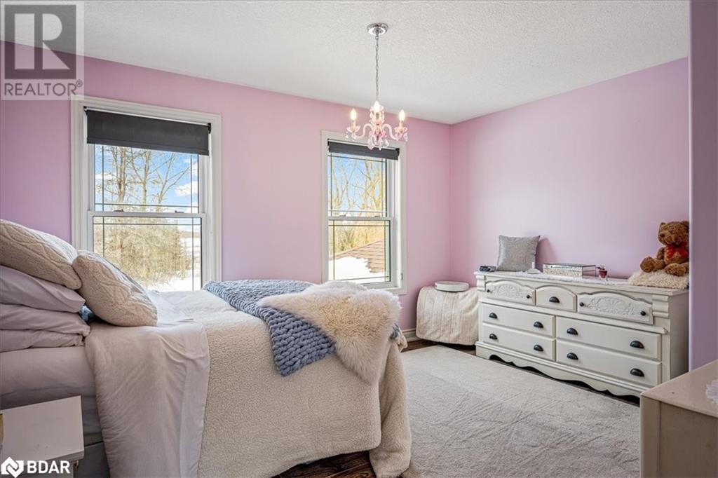 1775 9th Line Property Photo 27