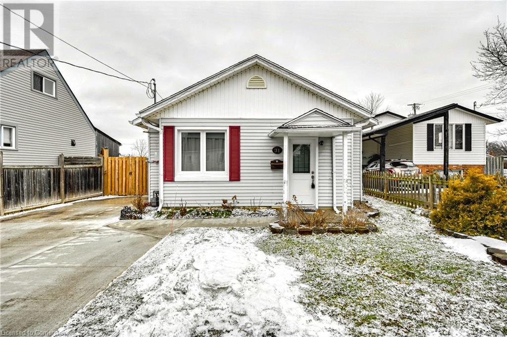 455 Secord Woods Real Estate Listings Main Image