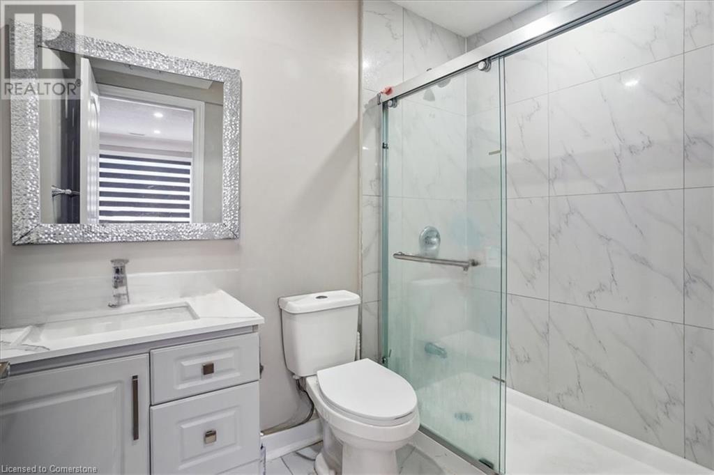 251 King Street E Property Photo 11