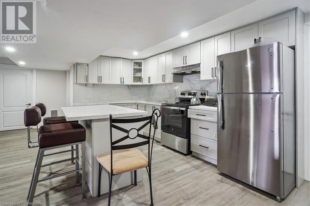 251 King Street E Property Photo 15