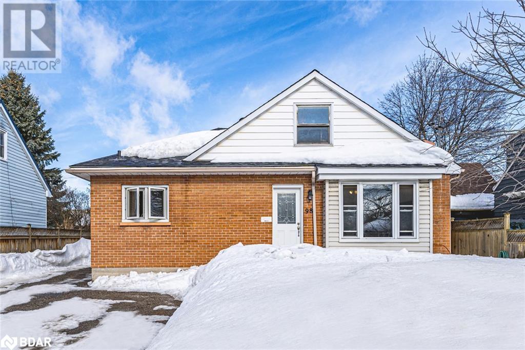 98 Donald Street Property Photo