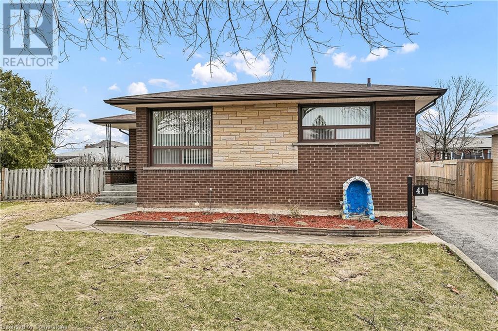 41 Crane Court Property Photo