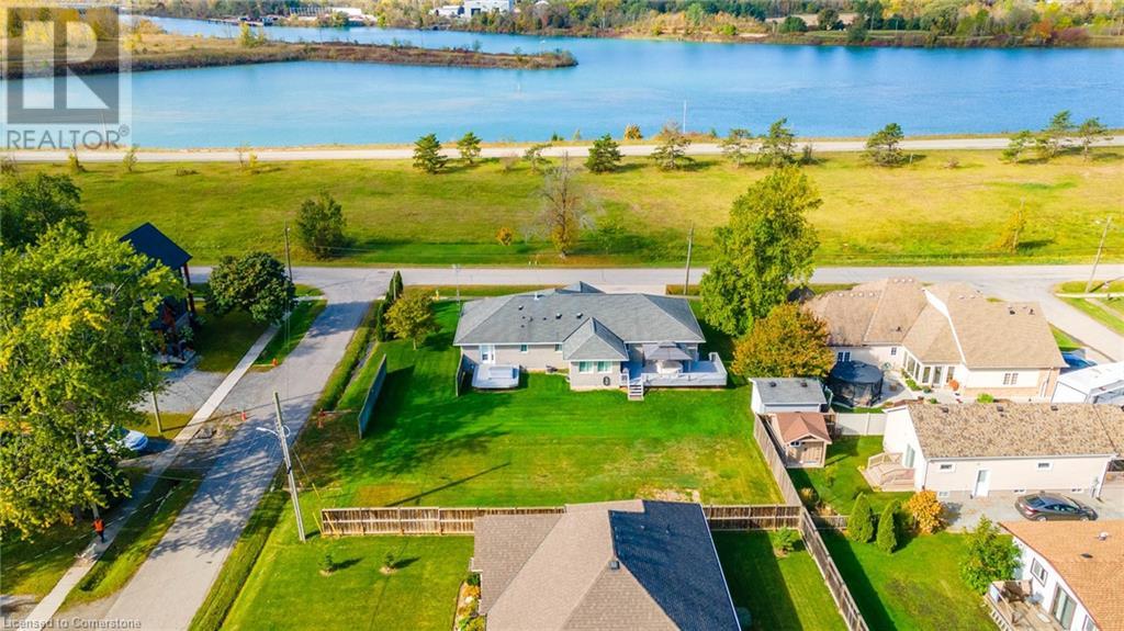 561 Port Robinson Real Estate Listings Main Image