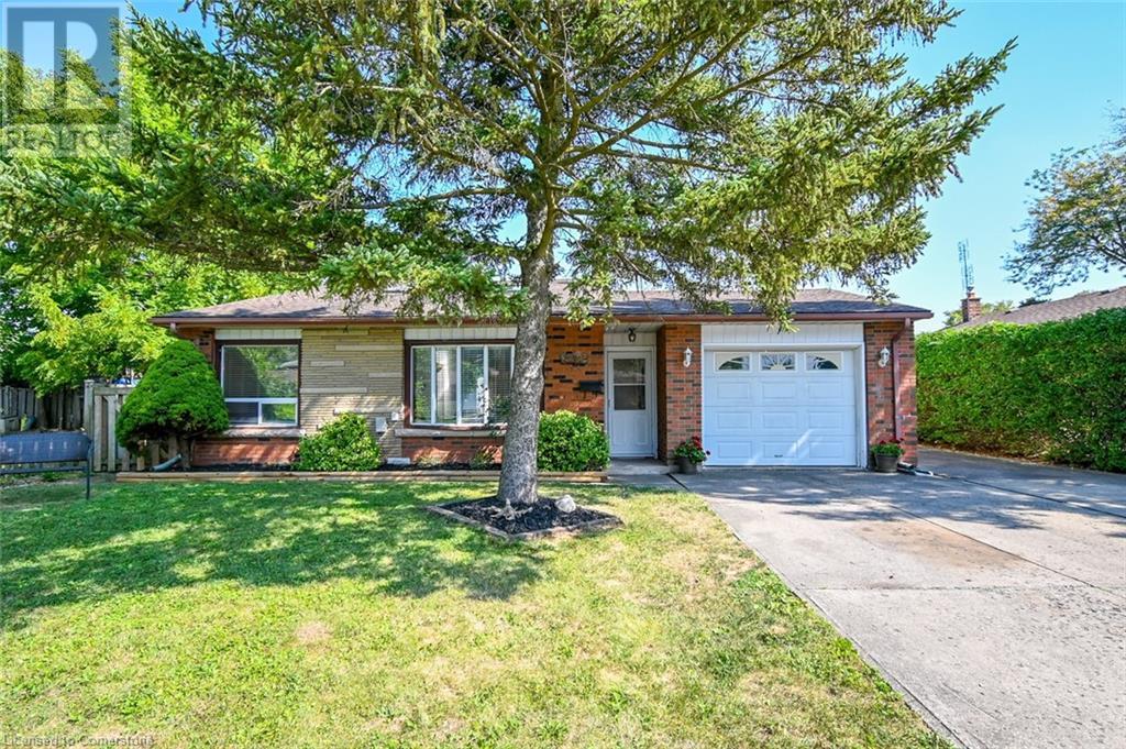 8362 Parkway Drive Property Photo