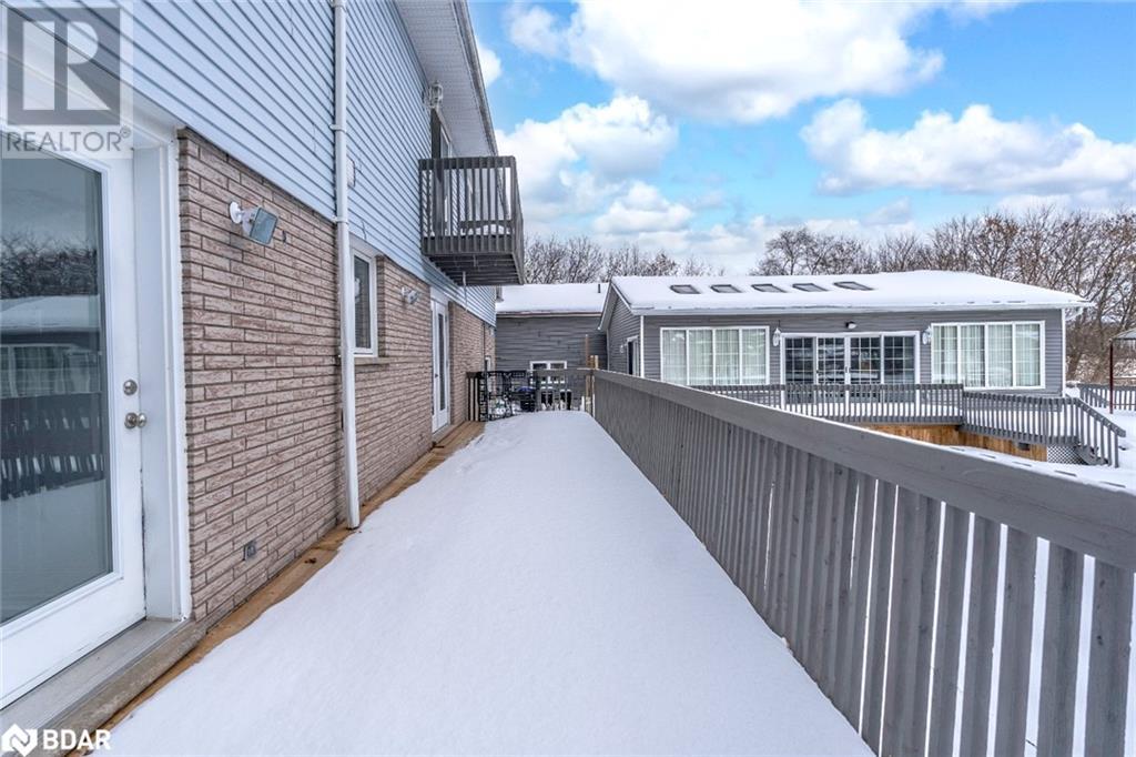 1923 10th Line Property Photo 23