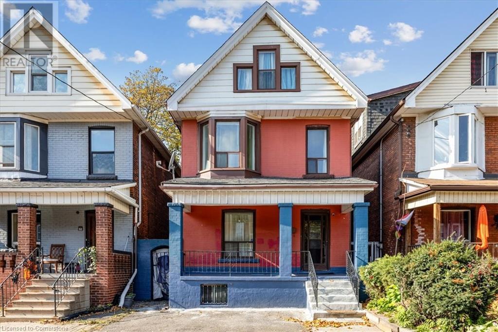 63 Clyde Street Property Photo