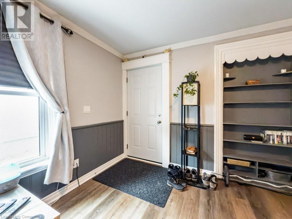 28 Ontario Street Property Photo 18
