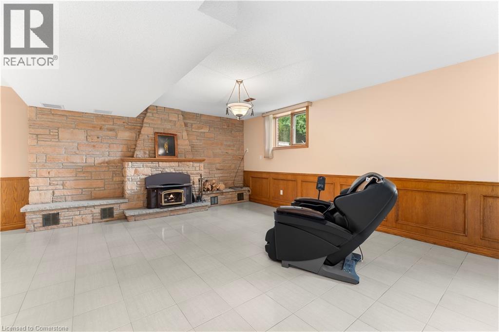21 Woodland Acres Crescent Property Photo 20