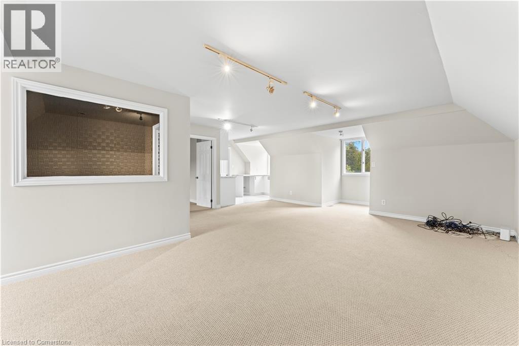 21 Woodland Acres Crescent Property Photo 32