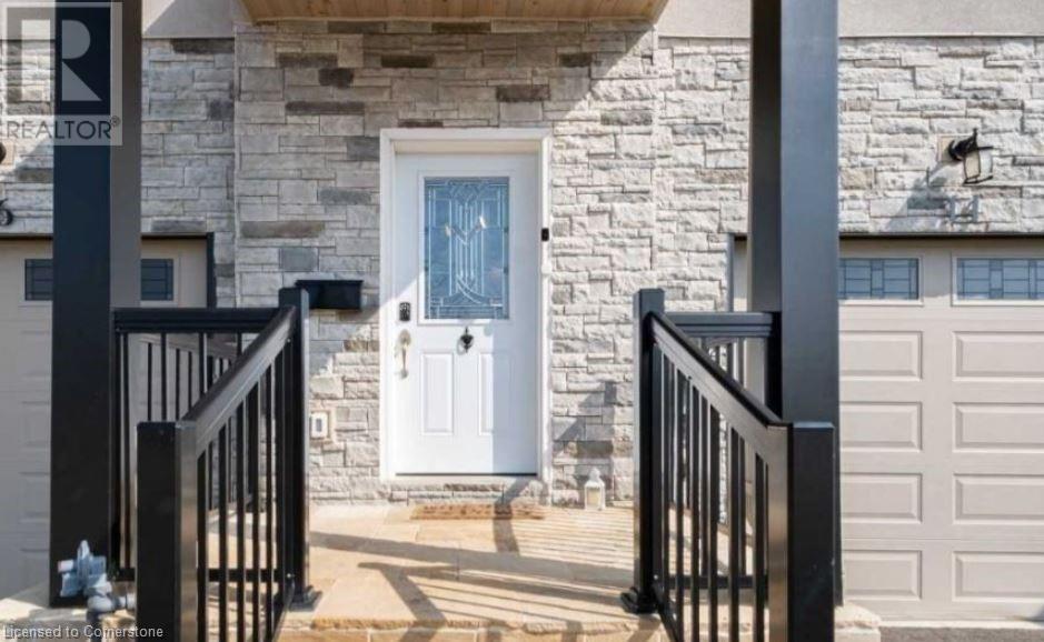 14 Ashford Place Unit# Lower Property Photo