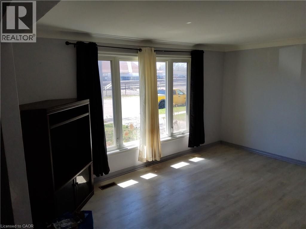 7 Usher Street Property Photo 6