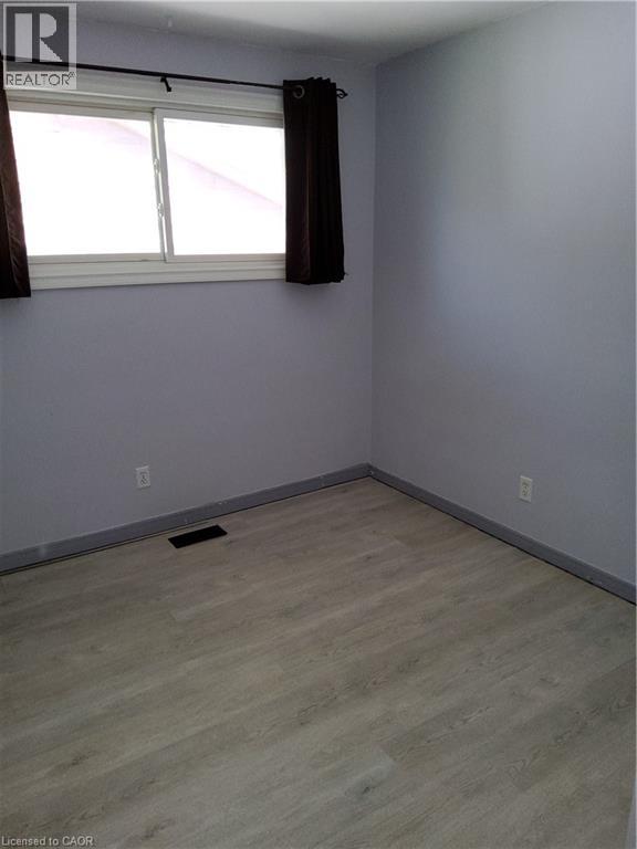 7 Usher Street Property Photo 12