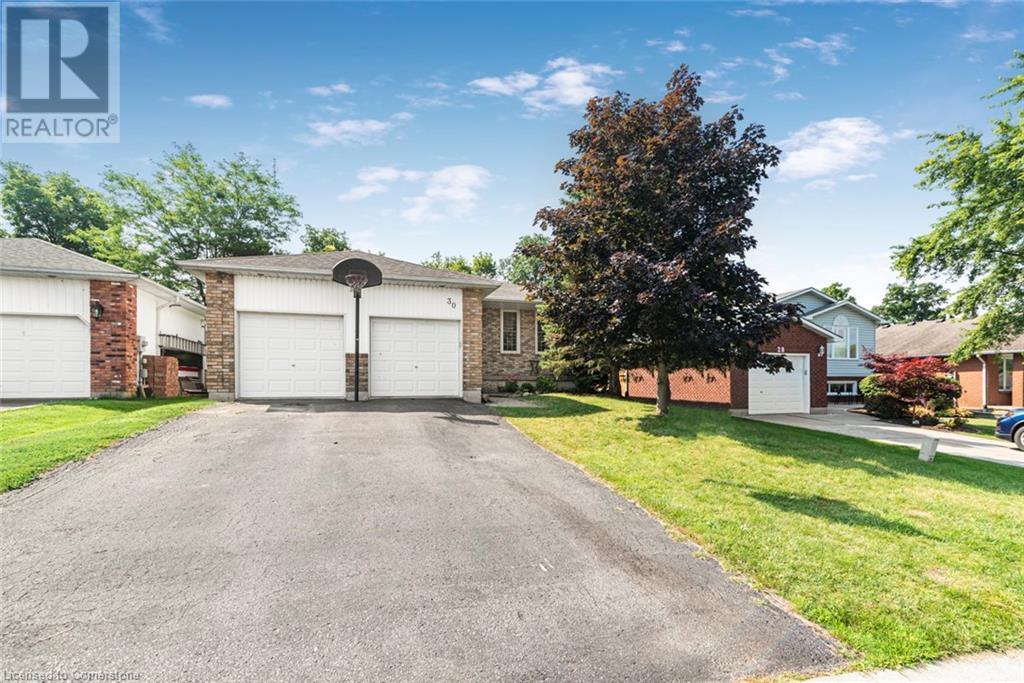 30 Country Club Road Property Photo