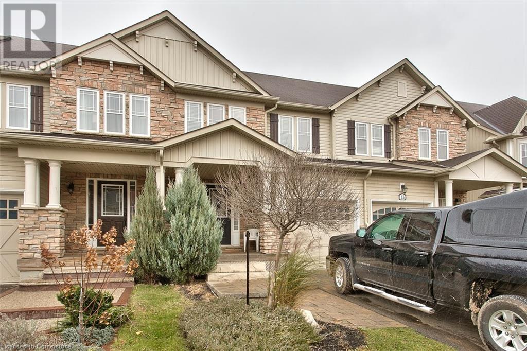 11 Fox Run Property Photo