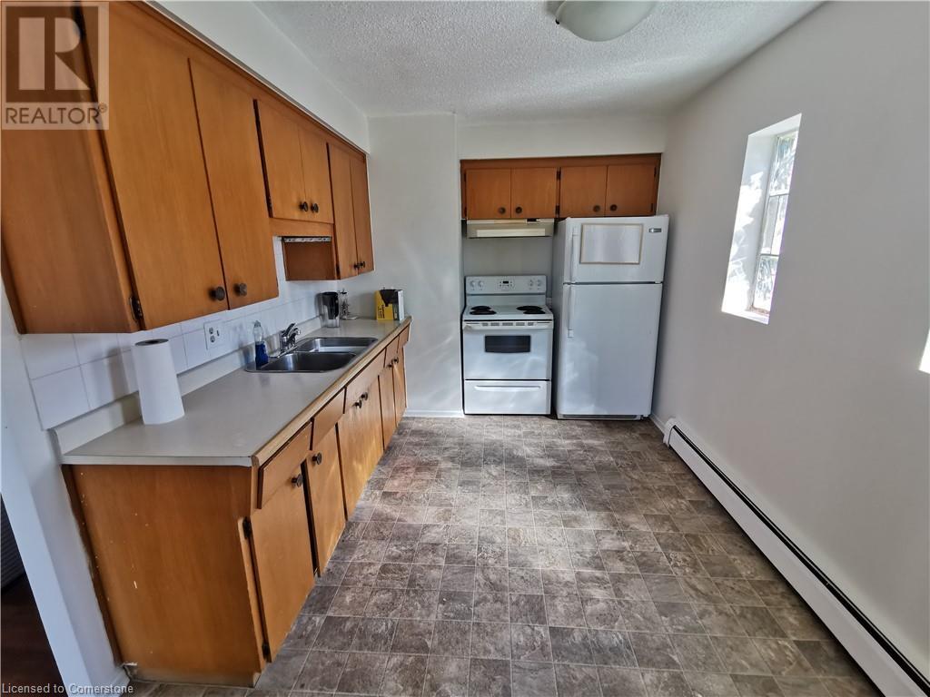 81 Brybeck Crescent Property Photo 3