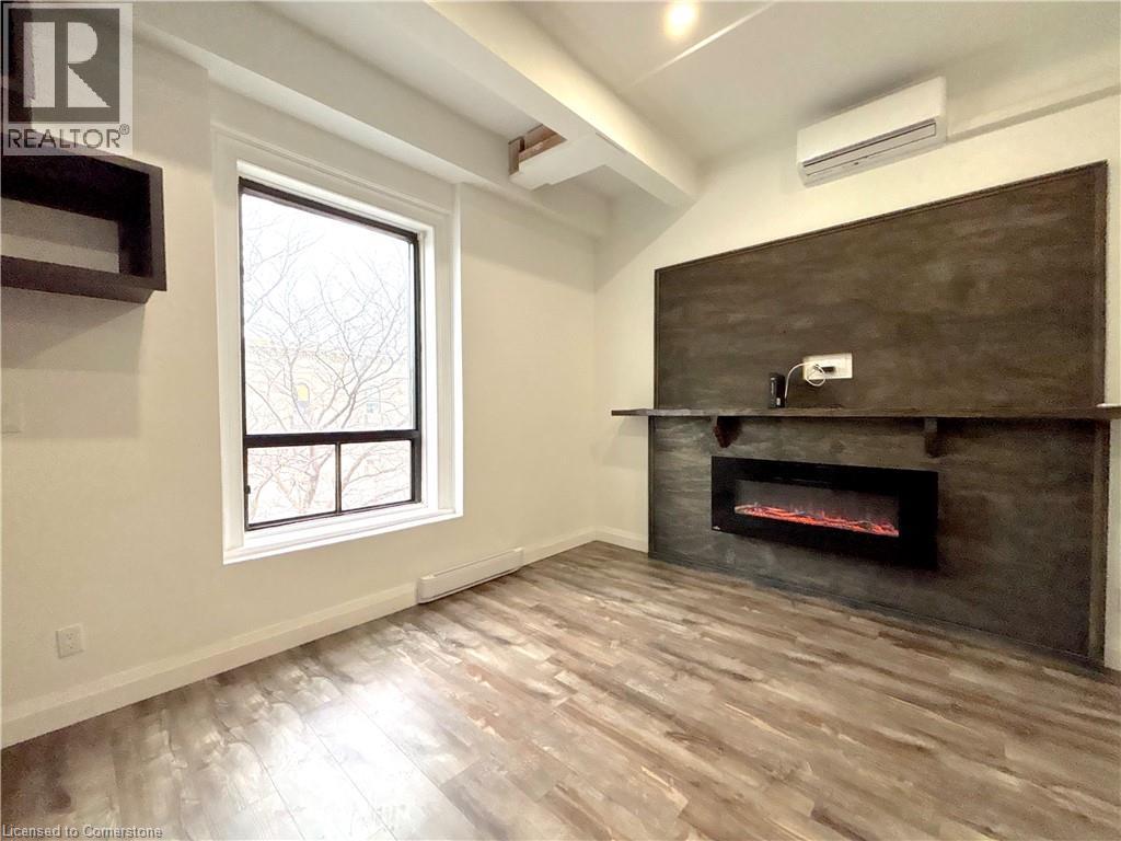 7 Foundry Street Unit# 17 Property Photo 1