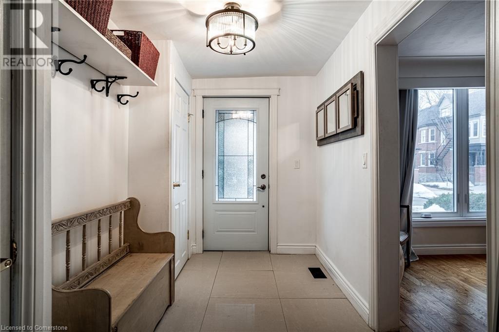 21 Chatham Street Property Photo 3