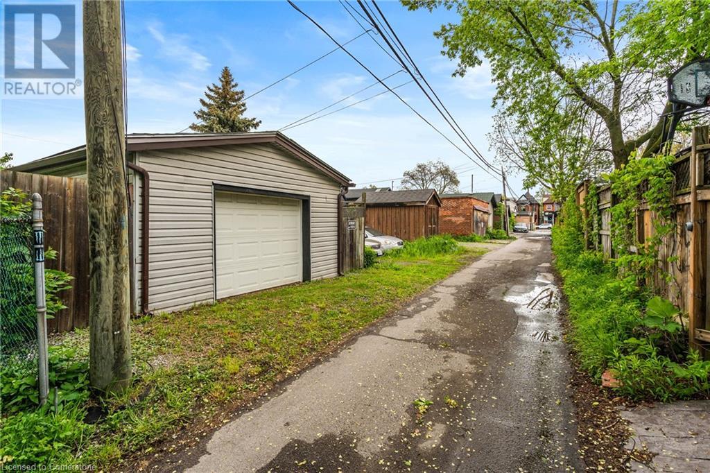 21 Chatham Street Property Photo 48
