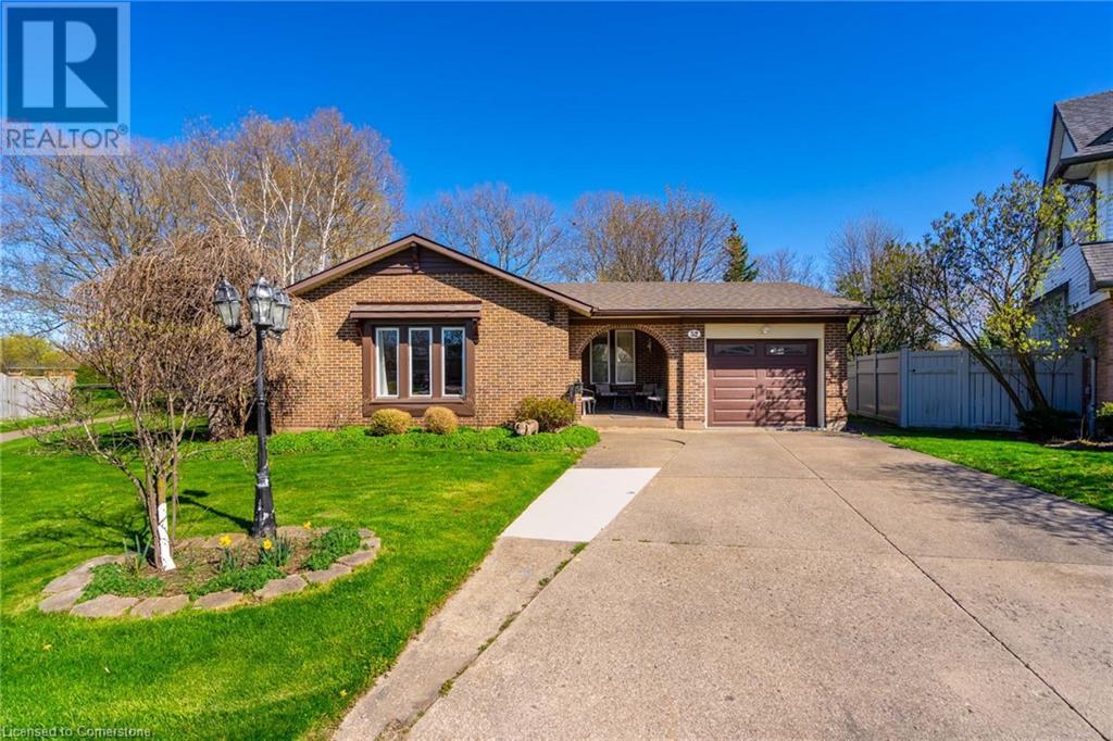 52 Greenmeadow Court Property Photo