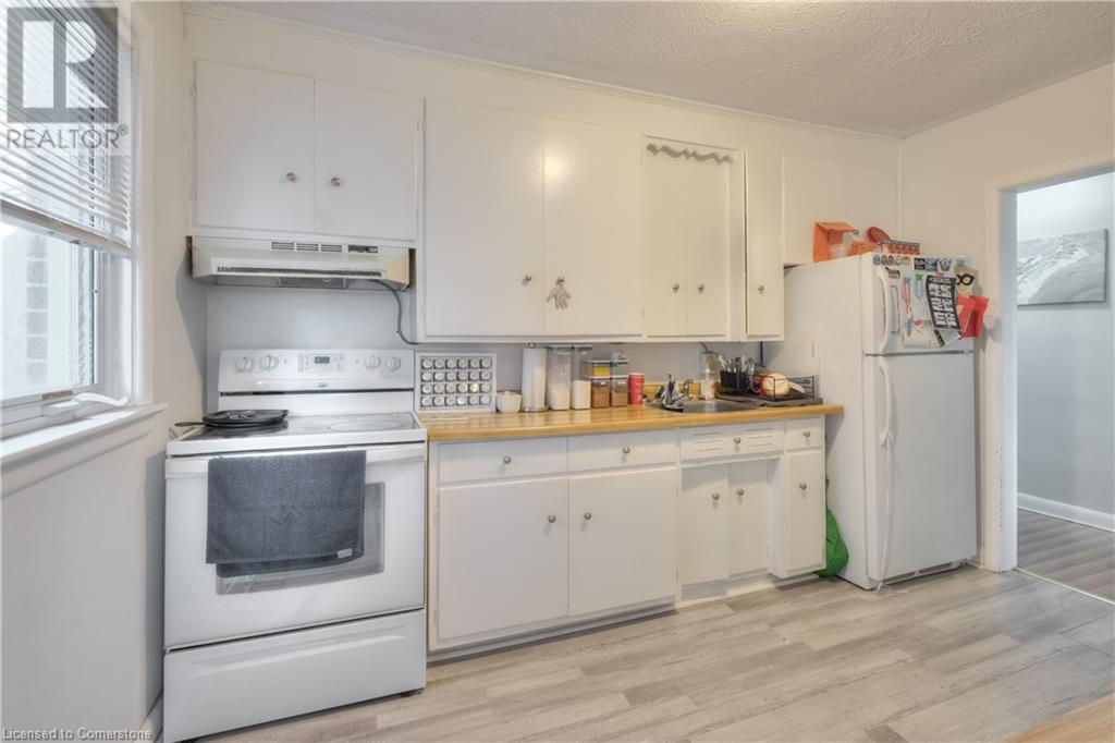 524 Krug Street Property Photo 23