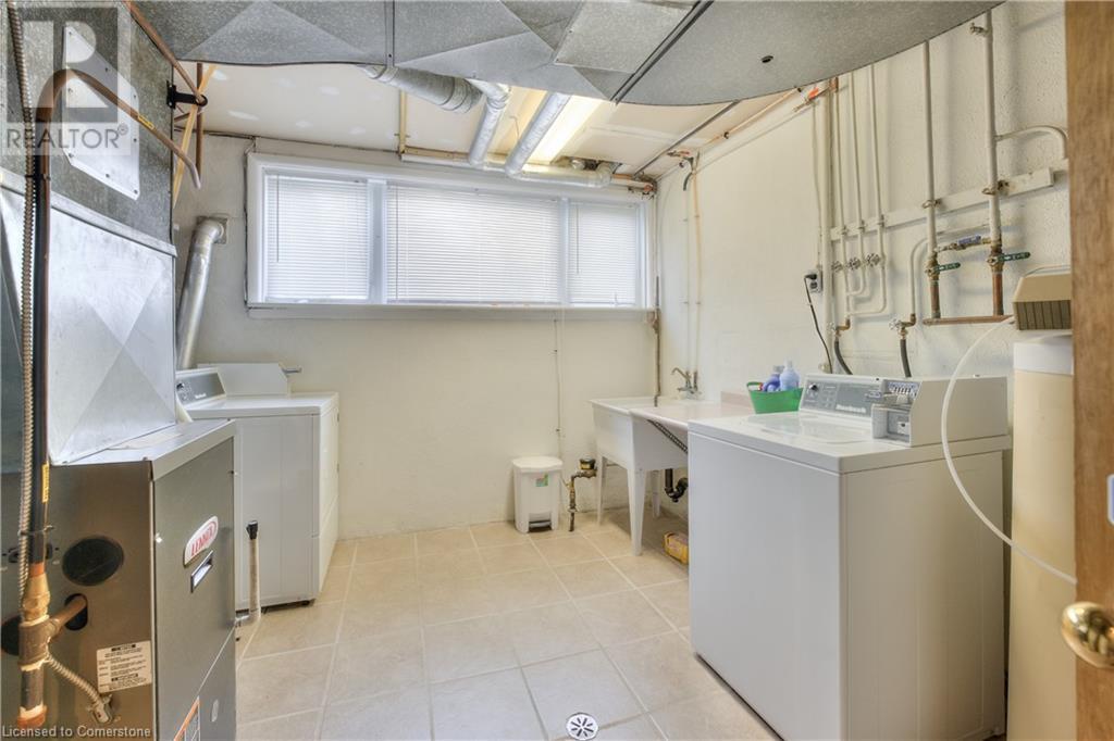 524 Krug Street Property Photo 35