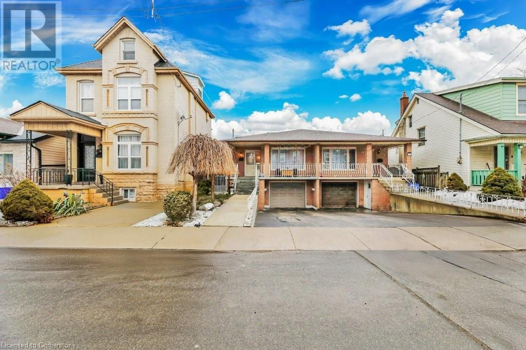 32 William Street Property Photo