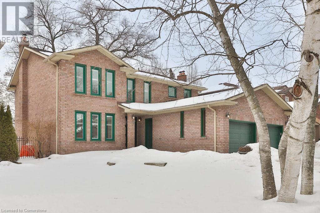 1076 Red Pine Crescent Property Photo