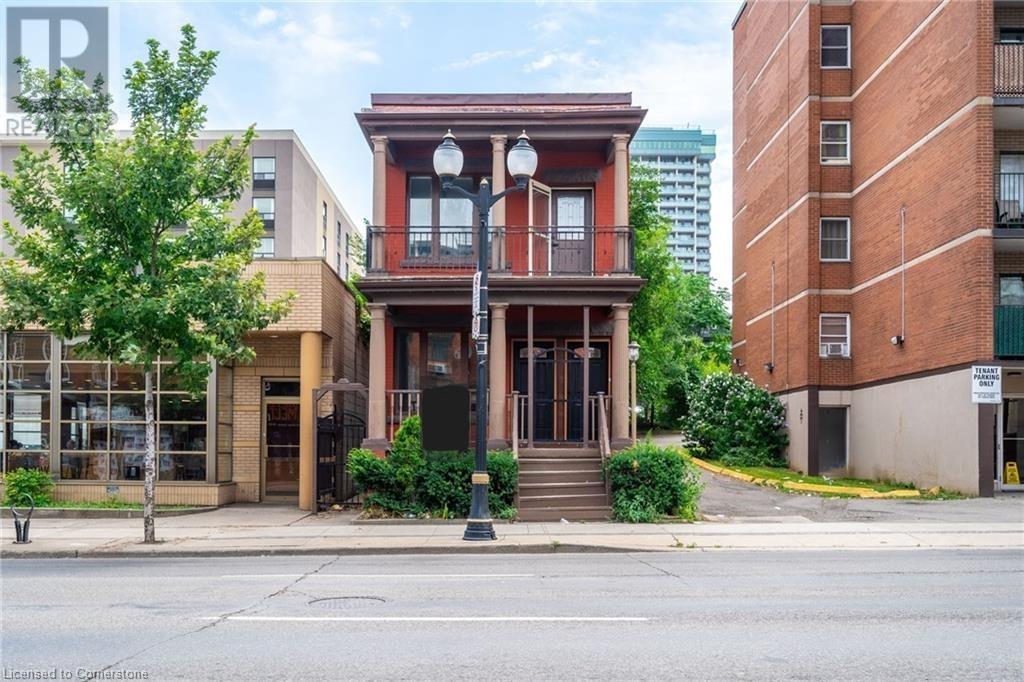 241-243 King Street W Unit# Upper Property Photo