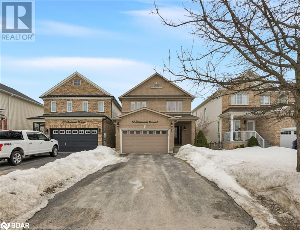 82 Stonemount Crescent Property Photo
