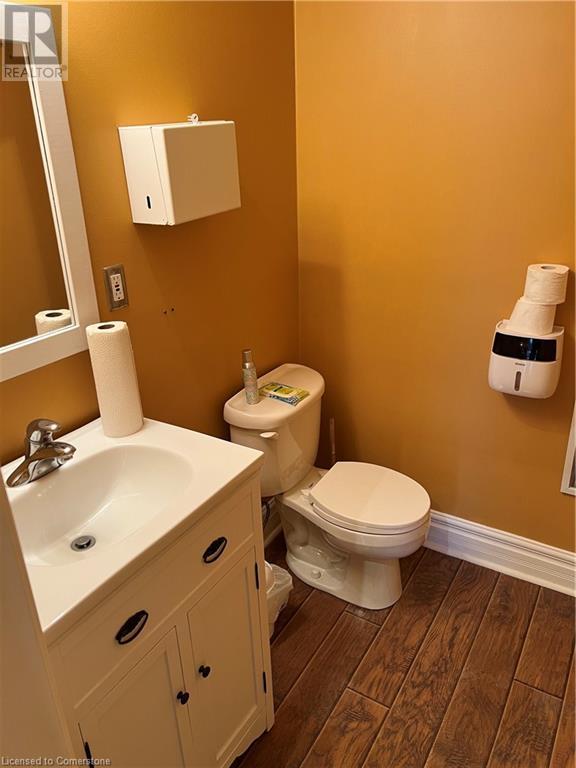 805 King Street E Property Photo 7