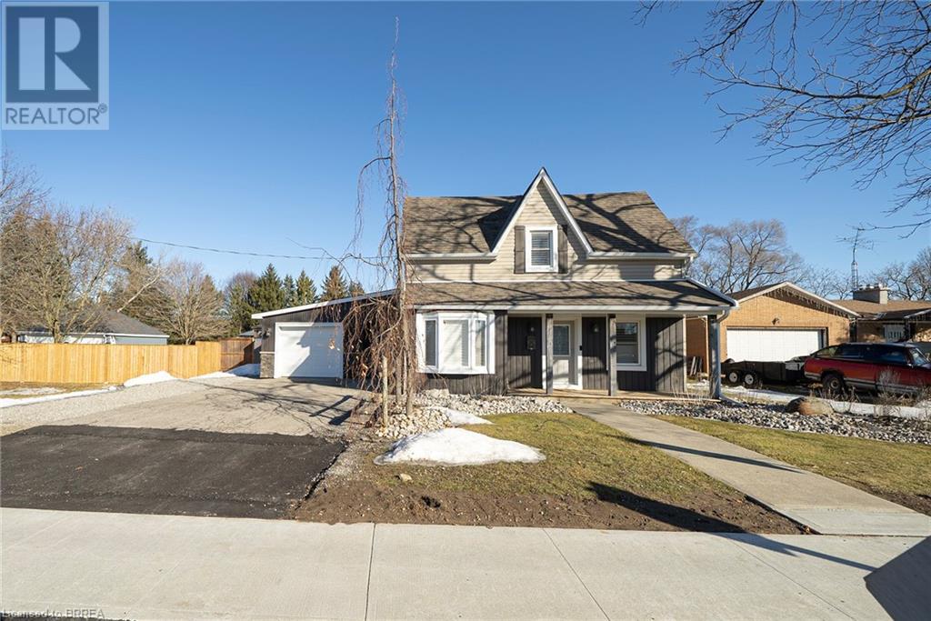16 Church Street W Property Photo