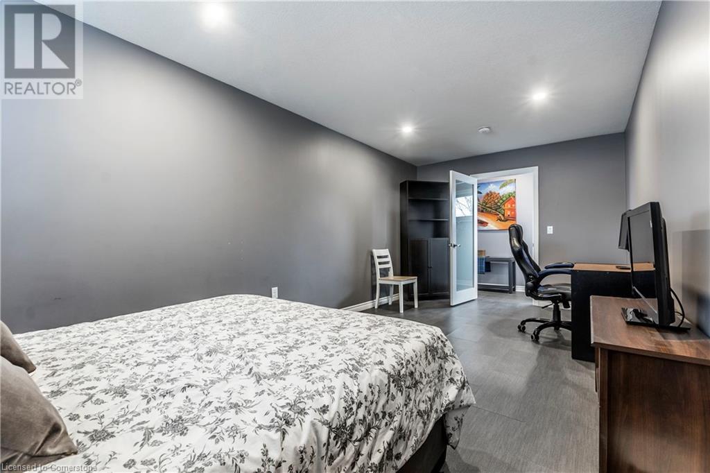 75 Sekura Crescent Property Photo 28