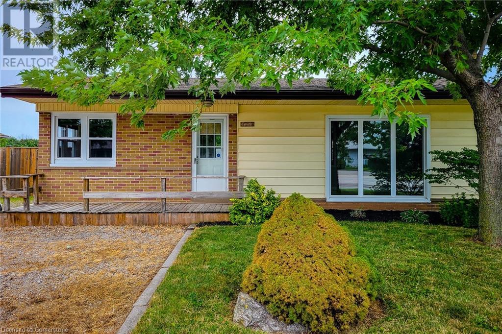 4553 Ontario Street Property Photo