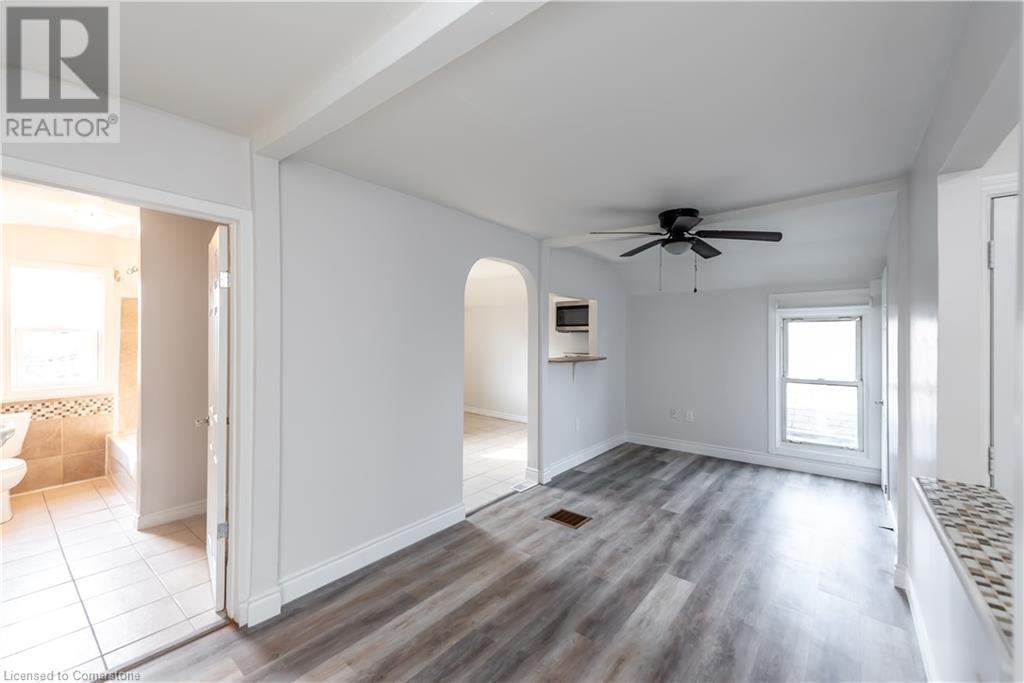 455 Wentworth Street N Property Photo