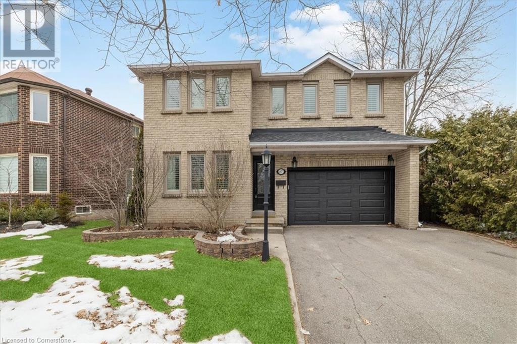 67 River Oaks Boulevard W Property Photo