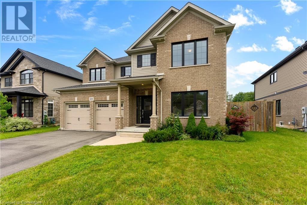 689 Brian Street Property Photo