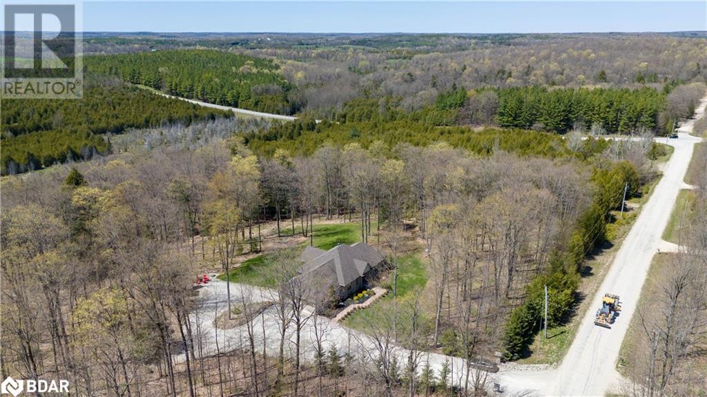414498 Baseline Road Property Photo 1