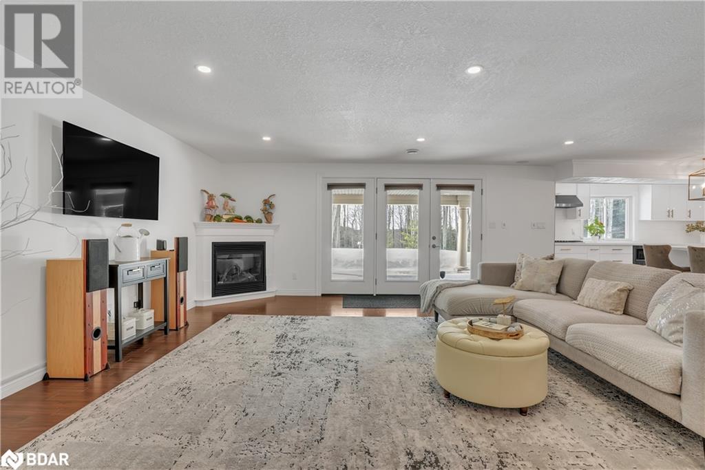 414498 Baseline Road Property Photo 3