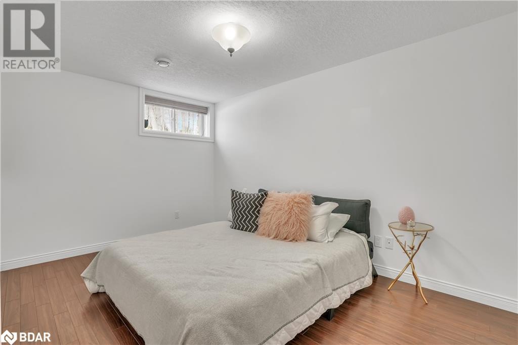 414498 Baseline Road Property Photo 9
